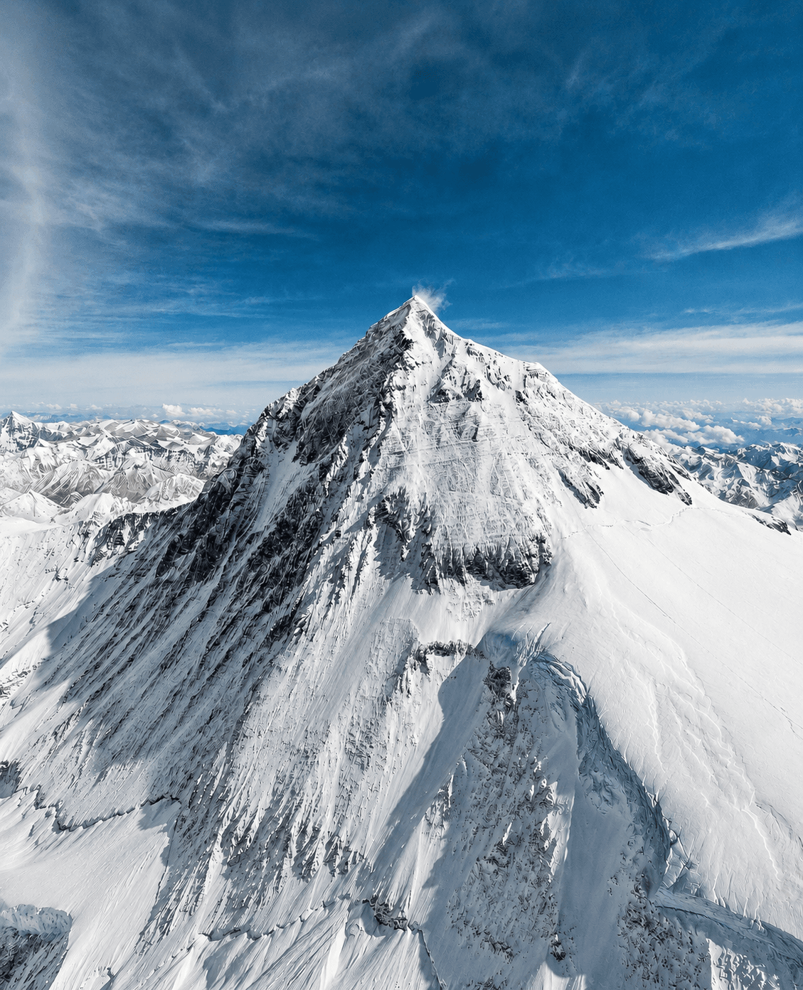 Sunrise view of Mount Everest from Kala Patthar